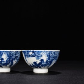 清中期青花紫藤花鸟纹杯 高4.8厘米 宽8.5厘米 975元