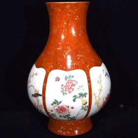 清雍正木纹釉开窗花卉纹瓶29×19厘米，￥5100