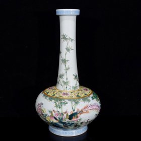 清乾隆珐琅彩花鸟纹长颈瓶34×19厘米，￥4500