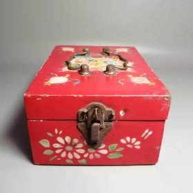 567木雕梳妆盒