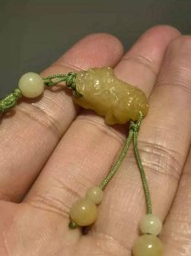 a货玉石貔犰吊坠弟子珠文玩配饰