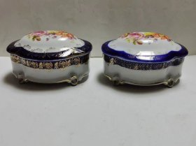 古玩旧藏民国造型特殊漂亮皂盒一对