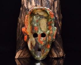 和田玉面谱
规格:   12×7.7×2.7厘米   重   201克。