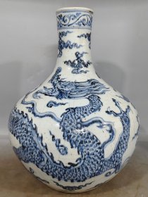龙瓷瓶