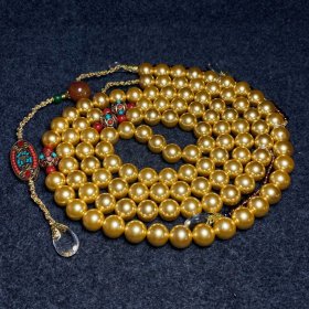 宫廷御用刺绣收藏盒内珍藏珍珠朝珠 朝珠尺寸:直径20毫米 刺绣盒尺寸:长宽高25/25/7厘米