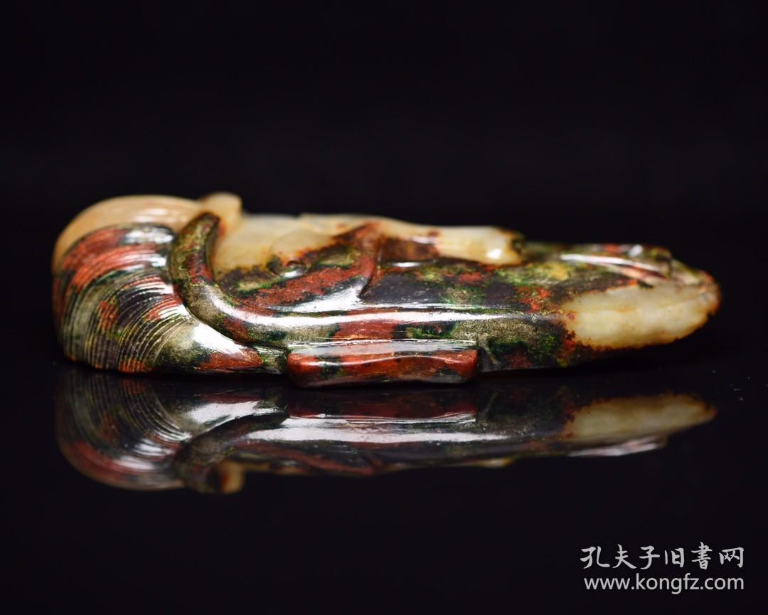 和田玉面谱
规格:   12×7.7×2.7厘米   重   201克。