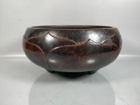 紫铜莲花三足炉，重3100克