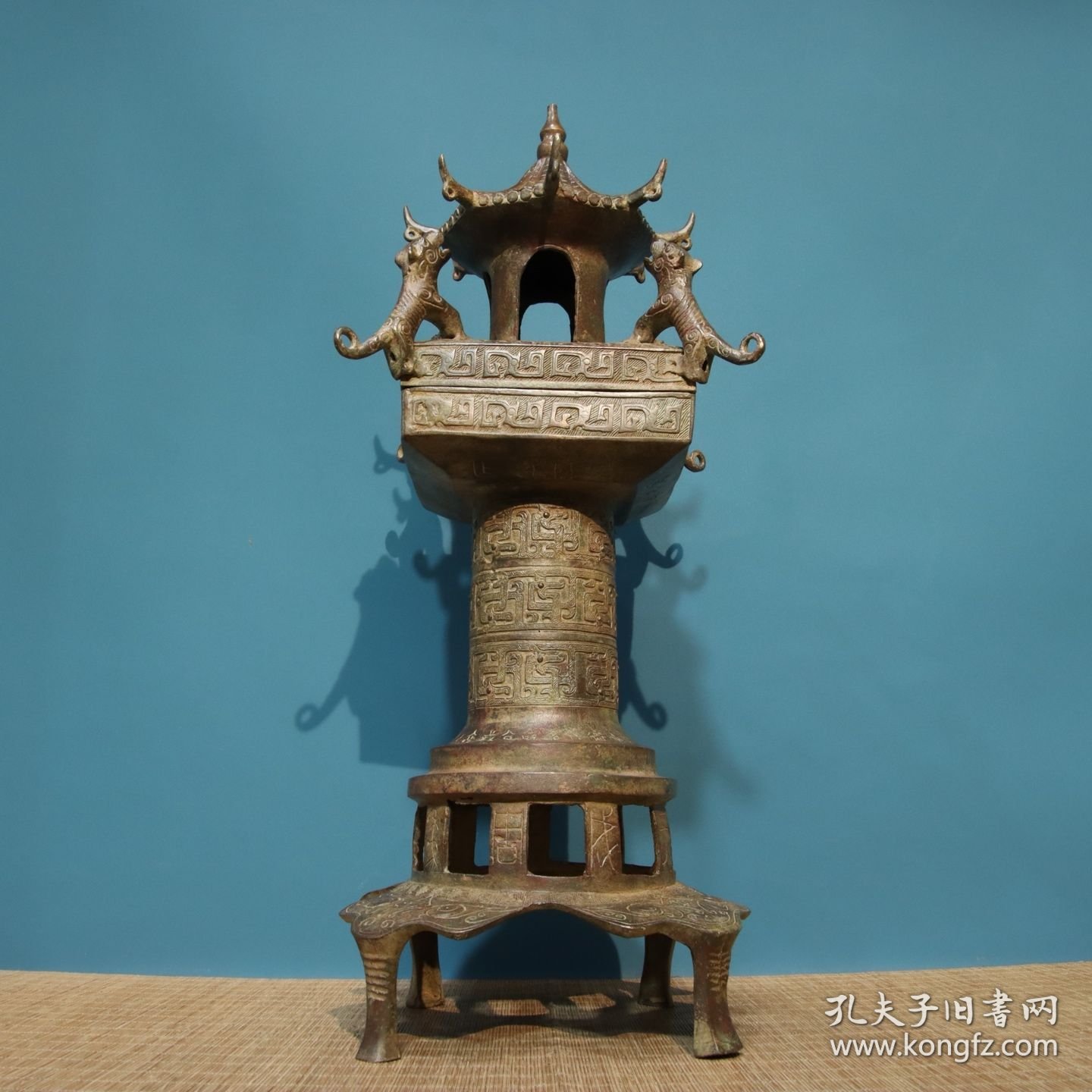 铜——塔炉（铭文） 直径21.5cm高53cm 重8.7斤
