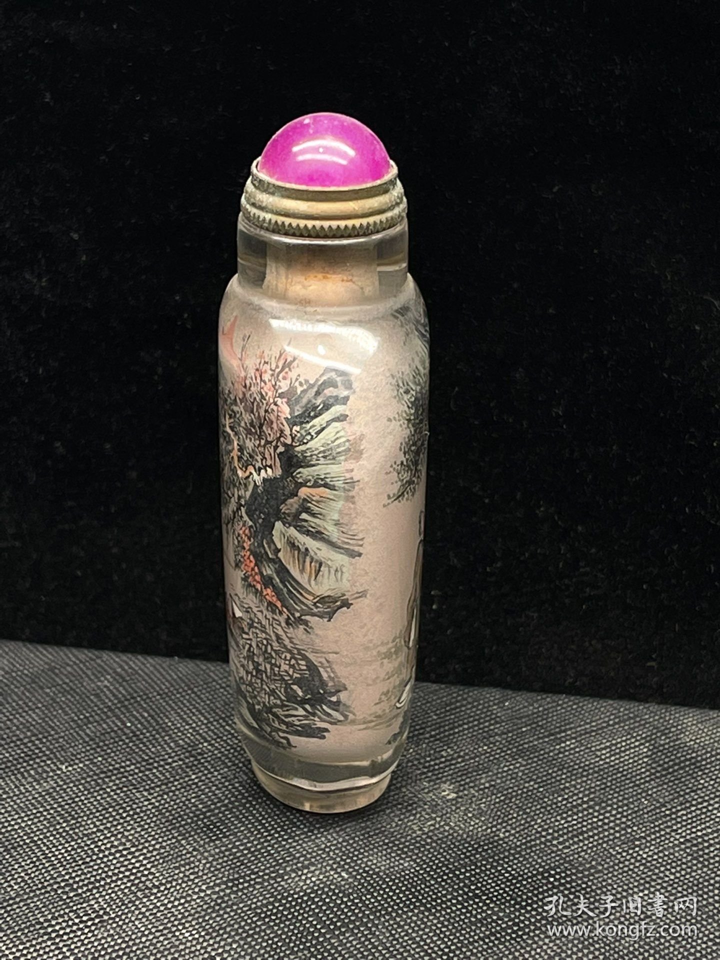 旧藏 水晶内画山水鼻烟壶 规格：7.5cmX3.4cm 重57g