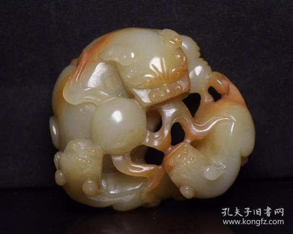和田玉子母兽
规格:   8.2×7.9×3.6厘米   重   266克