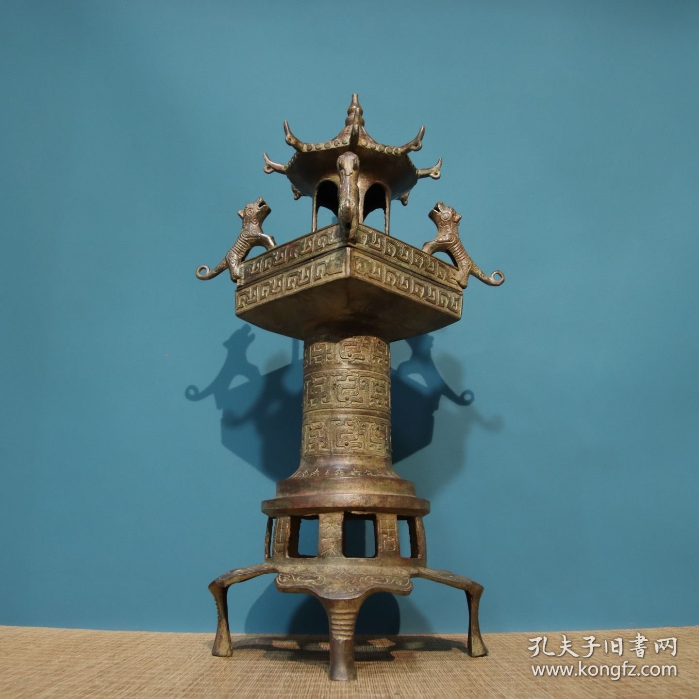 铜——塔炉（铭文） 直径21.5cm高53cm 重8.7斤