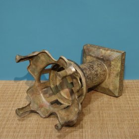 铜——塔炉（铭文） 直径21.5cm高53cm 重8.7斤