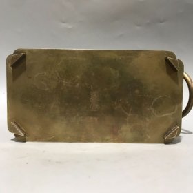 旧藏:白铜温酒壶,雕工精细,雕刻夜晏桃李图,满工,挺重的,底部有落款,有收藏价值 尺寸:高12cm,宽16.5cm,厚9cm,重量:1242克X