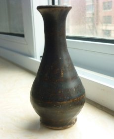 南宋吉州窑黑釉瓶