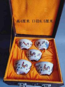 明代传世成化年制五彩五虎上将斗鸡瓷赏碗 ··