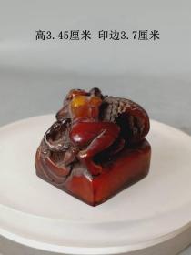 清代传世老蜜蜡雕刻印章 · ·