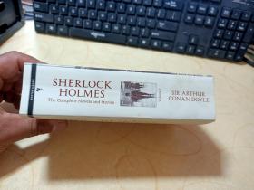 Sherlock Holmes：The Complete Novels and Stories Volume I