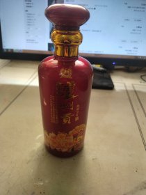 酒瓶泸州贡