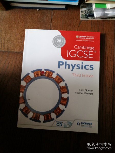 Cambridge IGCSE Physics Third Edition（英文原版。剑桥IGCSE物理学，第三版。附光盘一张。大16开。2020）