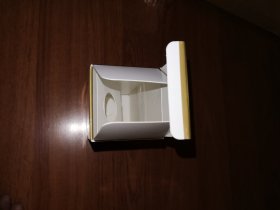 老酒盒：53度200ML贵州茅台酒外包装盒（品好，底部防伪标完好）一个