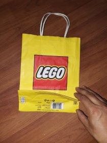 乐高（LEGO）纸质手提袋一个