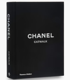 Chanel Catwalk香奈儿T台秀时尚服装摄影画册