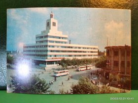 FP53-0031   1988年    美术 《邮电大楼  辽阳市》   明信片  实寄片  辽阳市邮票公司