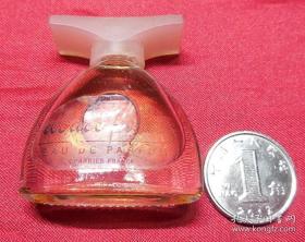 旧瓶90年代购正品香水原装带香液粉红盖透明玻璃瓶子 保真品旧货物件趣味收藏化妆美容盛具 XS126