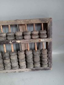 乡下收的老木雕算盘          ·