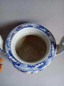 乡下收的明代传世青花龙纹瓷鼎香炉           ·