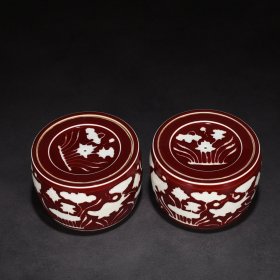 明宣德宝石红釉鱼藻纹蛐蛐罐9*14厘米 900