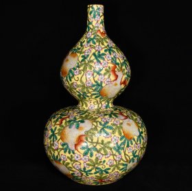 清乾隆粉彩福禄纹葫芦瓶，35×21，价格:3105