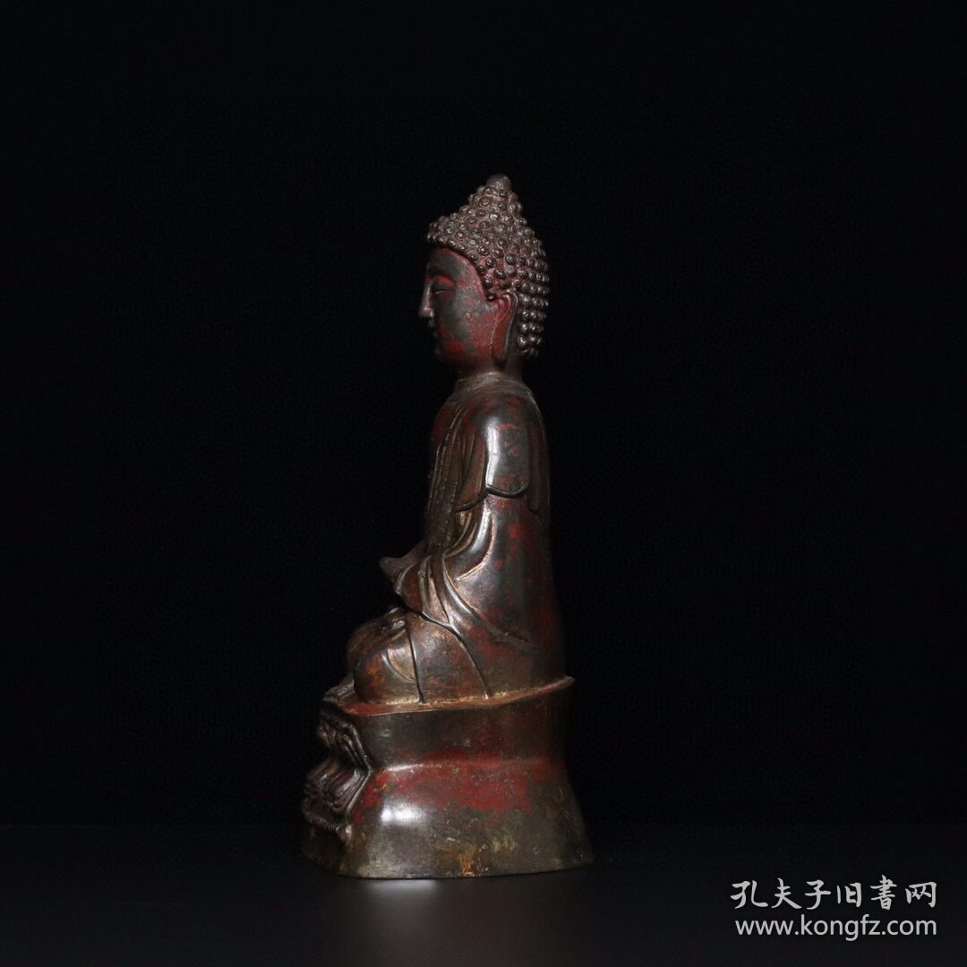精品旧藏老铜器【大日如来佛】摆件，工艺精湛，包浆老道，细节如图，高*宽*厚：23.8*13.6*9.8厘米，重：1162克，特价1140出，代理加价转图！