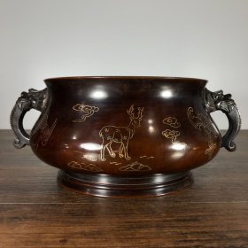 紫铜掐银丝龙耳炉，高9.8厘米，口径16.8厘米，重3760克，¥3600