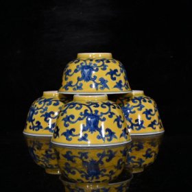 大明成化黄釉青花缠枝花杯（4.7×8.8cm¥960