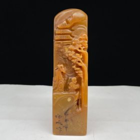 旧藏 甲申年篆刻家【伯元】刻石，田黄石雕刻人物山水印章，石质坚硬，细腻通透，萝卜纹通透，红血丝清晰呈现，油脂感强。 规格：12×3.5×3.5cm 重量:256克 特价：300元