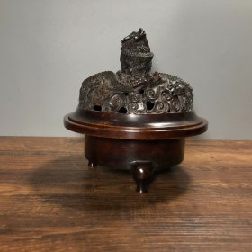 紫铜龙盖熏炉，高15厘米，口径14.6厘米，重2325克，¥2400