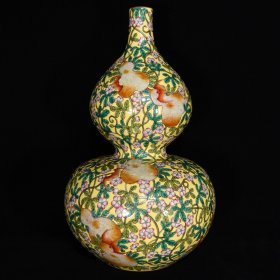 清乾隆粉彩福禄纹葫芦瓶，35×21，价格:3105