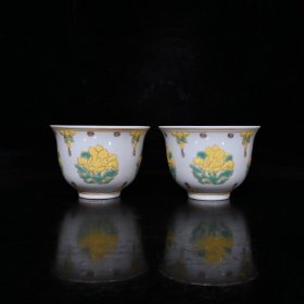 大明成化五彩花卉杯（6.3×9cm¥ 165