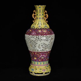 清雍正青釉镂空珐琅彩转心瓶，55×14，价格:2340上新