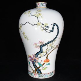 清雍正珐琅彩梅花纹梅瓶，38×24cm，价格:4160