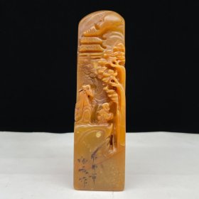 旧藏 甲申年篆刻家【伯元】刻石，田黄石雕刻人物山水印章，石质坚硬，细腻通透，萝卜纹通透，红血丝清晰呈现，油脂感强。 规格：12×3.5×3.5cm 重量:256克 特价：300元