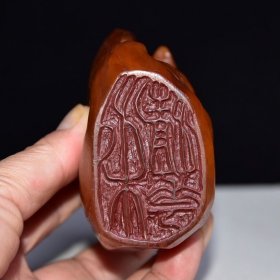 旧藏珍品 寿山石灯光冻田黄石人物摆件 石质通透坚硬 雕工精细 石纹清晰 血丝纹明显可见 名家【丁敬】庚申年作760️ 尺寸：8*4*11厘米（硬） 重量：496克