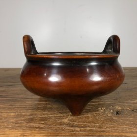 紫铜双耳炉，高10.3厘米，口径14.2厘米，重2245克，¥2000
