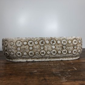 青石长方口金钱盆，高8厘米，口径长宽30//16.5厘米，重5公斤左右，¥480