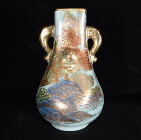 汝窑加彩描金山水纹双耳瓶，18×11，价格:630