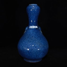 明宣德雪花蓝釉兽耳瓶，34×20，价格:720