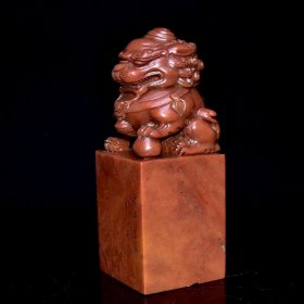 A旧藏老货 寿山石老印章 原石原色纯手工雕刻 雕工精细 包浆老气 保存完整 篆刻家【朗山】壬午年刊印700️ 尺寸：6*6*15厘米 重量：1240克