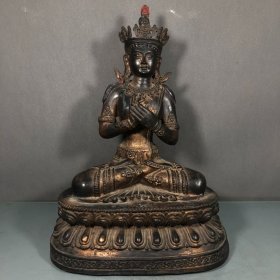 黄铜坐藏佛，高43.5厘米，底部宽29厘米，重6040克，¥3000