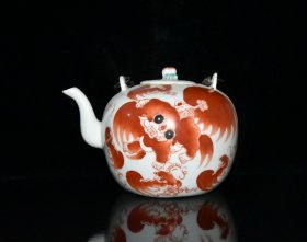 清代光绪粉彩少师太保提梁壶【12x17.5cm】 价格192